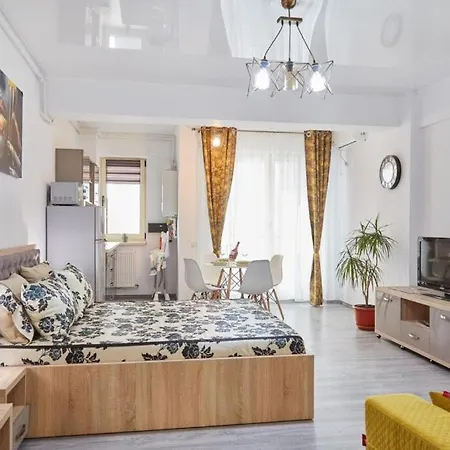 Lemon Bite Stefan Building * 那沃达利