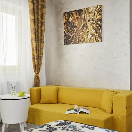 Lemon Bite Stefan Building *