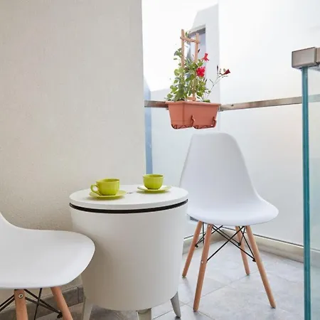 Lemon Bite Stefan Building * 那沃达利