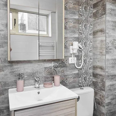 Lemon Bite Stefan Building