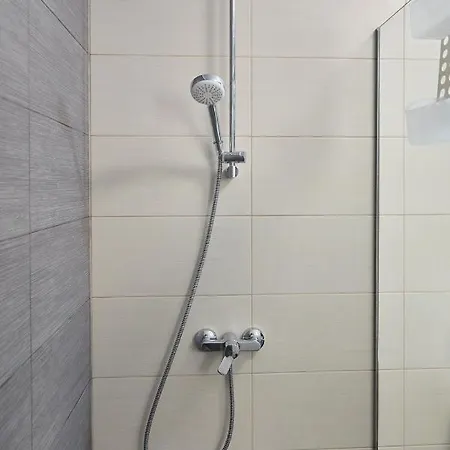 Lemon Bite Stefan Building